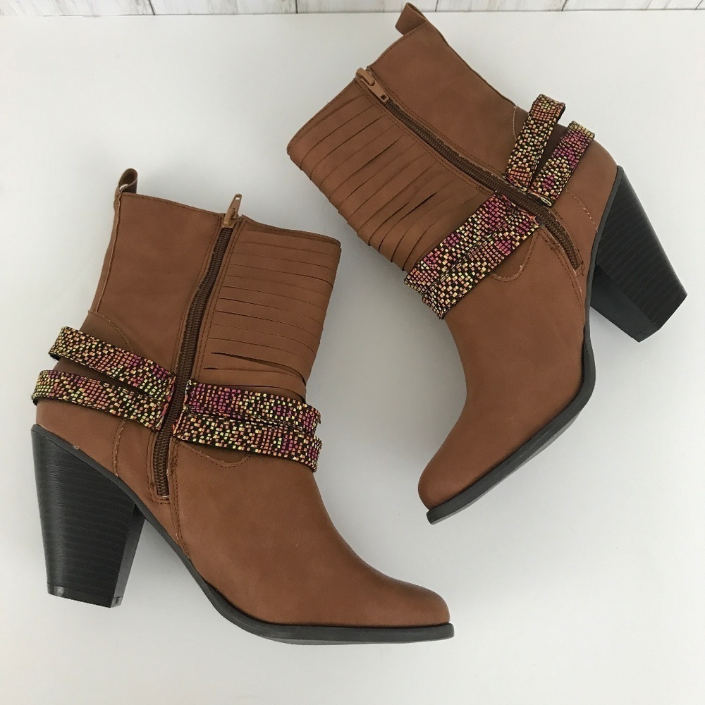 Dolce by Mojo Moxy Bandanna Ankle Boots si… - Picture 2 of 6